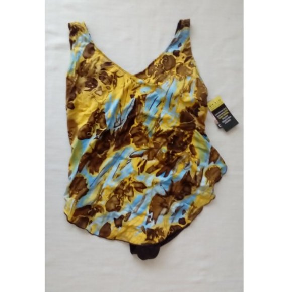 One Piece Swim Suit Size 20w - Picture 1 of 4